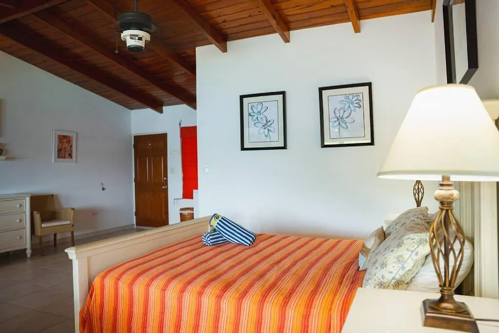 Beach Villa Five Islands Village 0*,